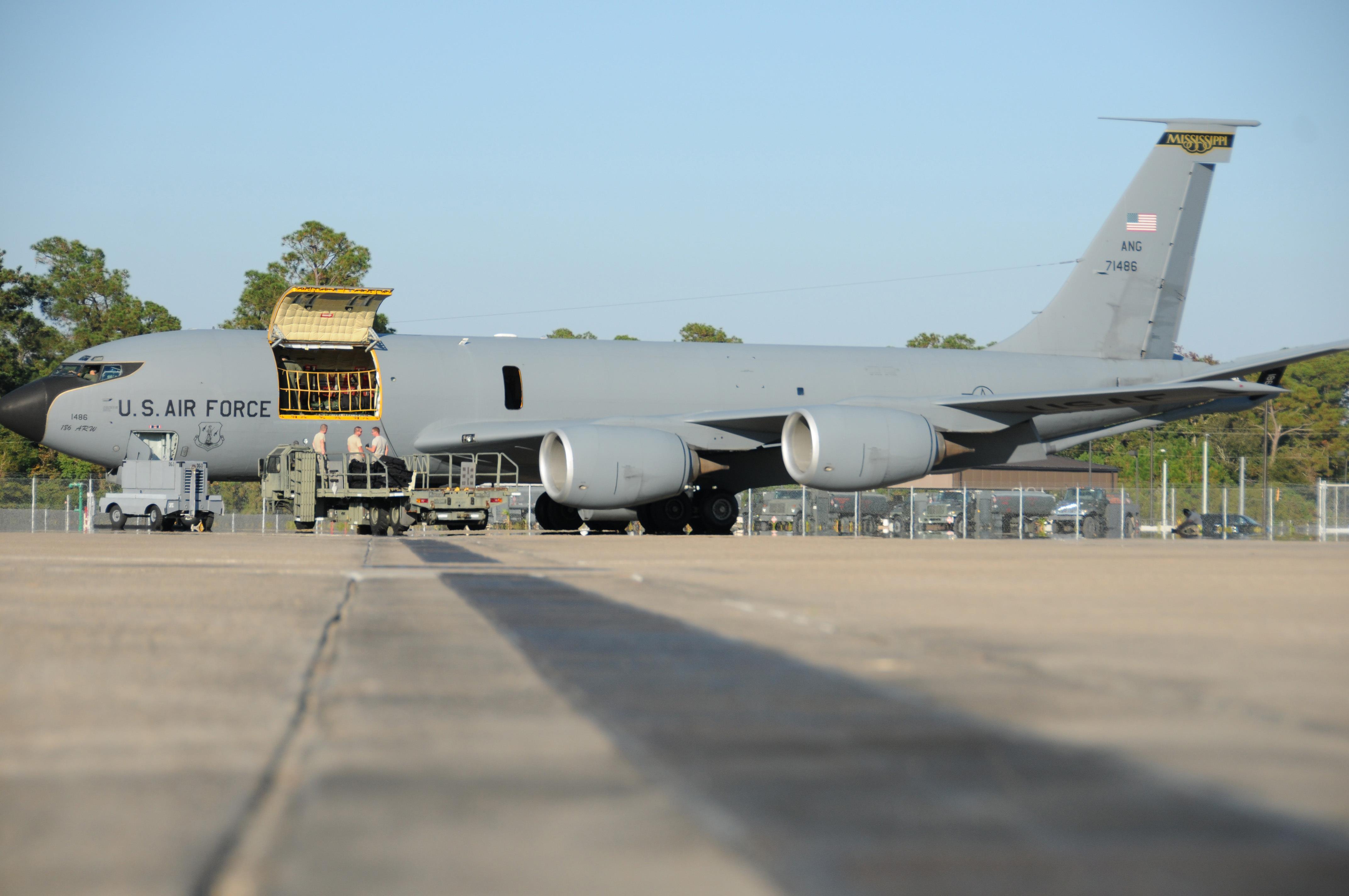 KC-135R Stratotanker